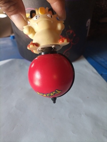Pokémon Meowth Pokébola Nintendo 1999 4.5cm (Usado)