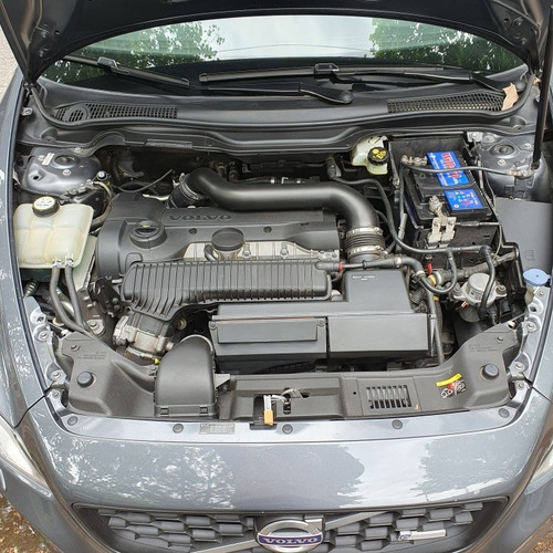 Volvo C30 T5 R-design 255hp 2012 Dissano Automotores