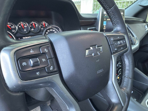 Chevrolet Suburban 5.3 at 4x4