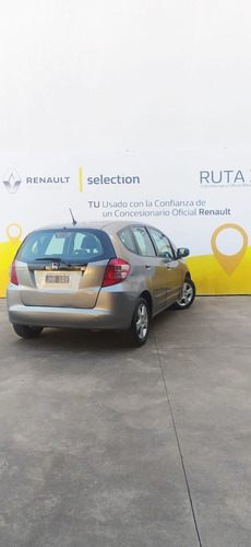Imagen 4 de 13 de Honda Fit Lx 1.4 2010