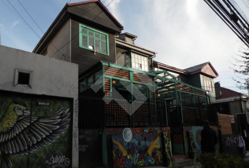 Casa En Venta De 5 Dorm. En Puerto Montt