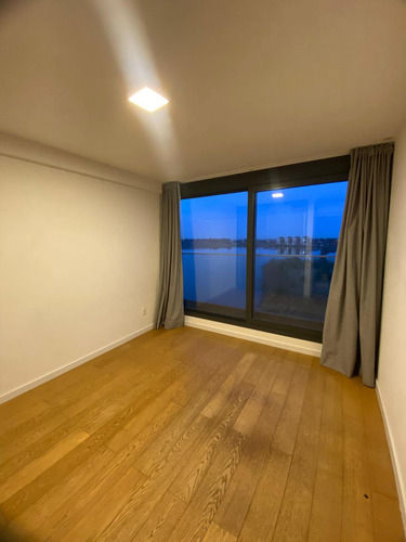 Alquiler Exclusivo Apartamento 3 Dormitorios, Carrasco Boating. Torre 1 Unidad 702