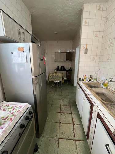 Lote Com Quatro Casas