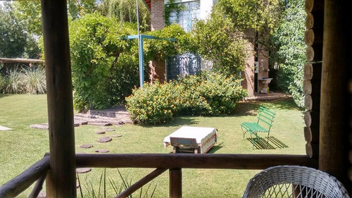 Imagen 10 de 14 de Cabaña De Troncos + Duplex