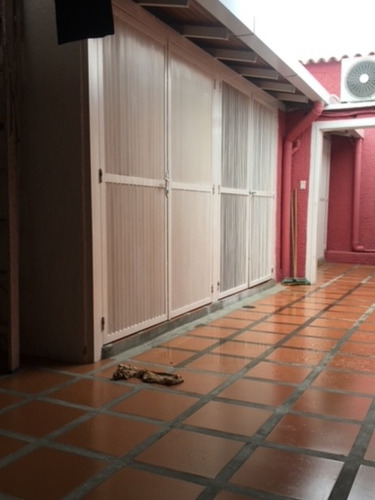 Imagen 4 de 12 de Cómoda Casa En Las Brisas De Cua