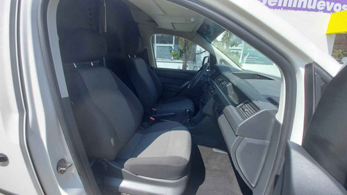 Imagen 10 de 11 de Volkswagen Caddy 2020 4p Cargo Maxi