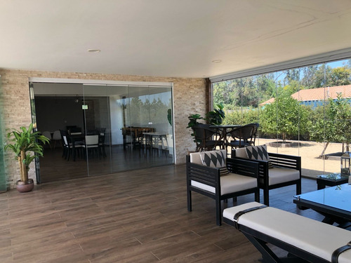 Belleza De Casa En Condominio. Una Joya. Camino Loreto.