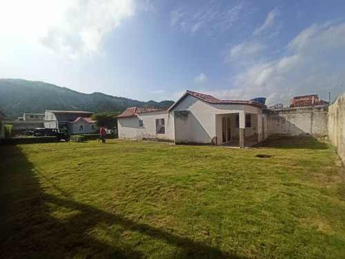 Casa En La Cumaca, San Diego. Conjunto Villa De Alcalá. (scarmc-64) 