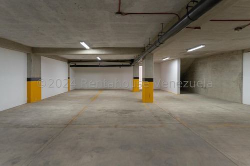 Apartamento En Venta Los Palos Grandes Mls #23-27462
