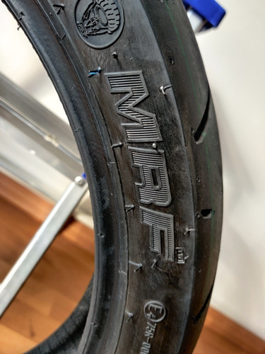 Cubiertas Rouser Ns 200