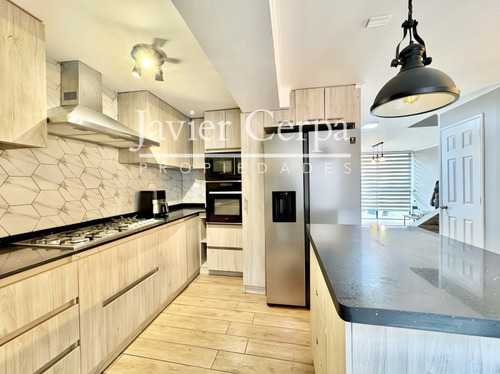 Casa En Venta Iii Niveles - Condominio Sector Norte