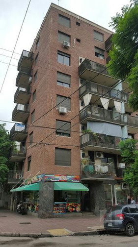 Alquilo Departamento 1 Dormitorio, B° Gral Paz, Frente, Balcón, Calefactor