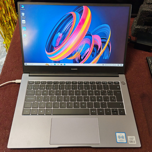 Laptop Huawei D14 Core I3 10th ,8gb Ram Y 256gb Gris (Usado)