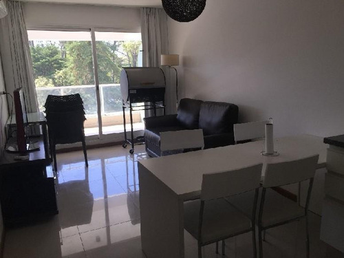 Apartamento En Design District
