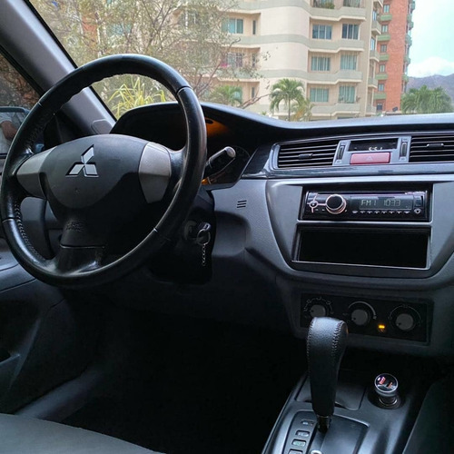 Mitsubishi Lancer Touring