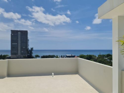 Zona Universitaria - Apartamento Nuevo En Alquiler Vacío - Balcón 2 Habitaciones 2.5 Baños 2 Parqueos Sala-comedor Cocina Con Desayunador Área Social Con Vista Al Mar, Bar Y Bbq Gimnasio