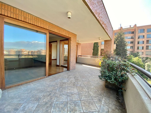 Penthouse Dúplex Vitacura: Lo Curro / Vía Aurora