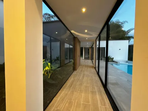 Casa En Arriendo/venta En Cerritos. Cod A20446