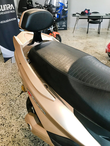 Imagen 4 de 10 de Moto Eléctrica Sunra Hawk Ácido / Modo Eléctrico Ahora 12