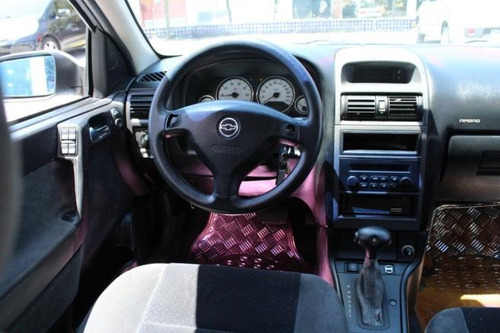 Chevrolet Astra Sedan Elegance 2.0 (flex) Flex Automático