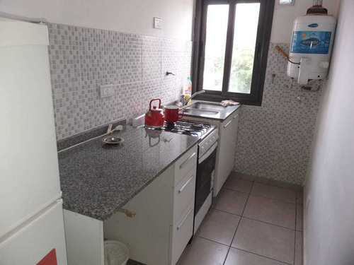 Imagen 3 de 11 de Departamento Un Dormitorio En Centro De Villa Carlos Paz