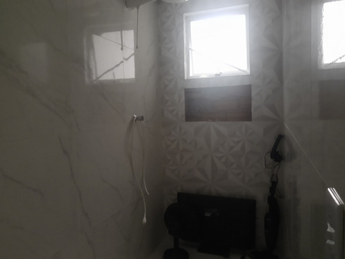 Imagem 25 de 27 de Vendo Sobrado 2 Quartos/suite Na Cohab Adventista (vi685)