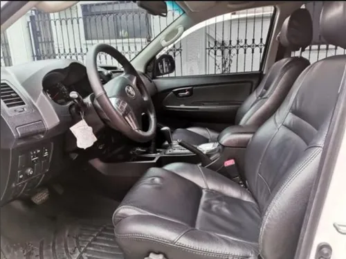 Toyota Fortuner 3.0 Sr5