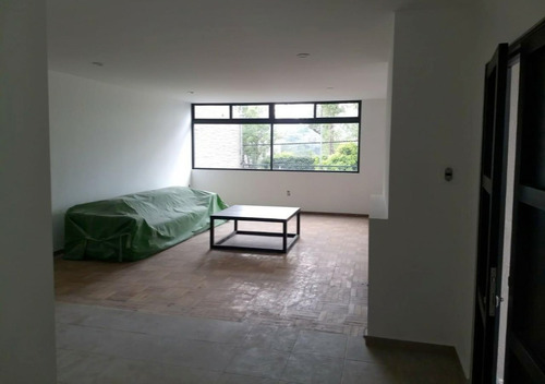 Imagen 5 de 6 de Lomas De Chapultepec, Amplia Casa En Calle Segura Y Muy Tran