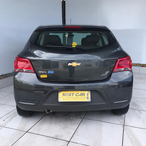 Chevrolet Onix 1.0 Mpfi Lt 8v Flex 4p Manual