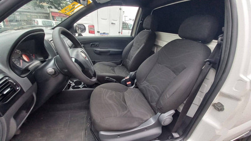 Imagem 7 de 7 de Fiat Strada 1.4 Mpi Hard Working Cd 8v Flex 3p Manual