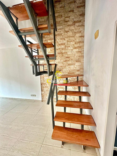 Hermosa Casa 5 Amb En Venta En Barrio Altos De Podesta / Reservada !!!
