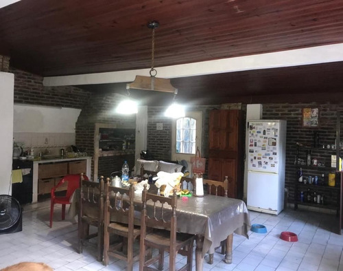 Imagen 18 de 29 de Excelente Casa Quinta En Venta Ubicada En Pres. Sarmiento 537 - Longchamps
