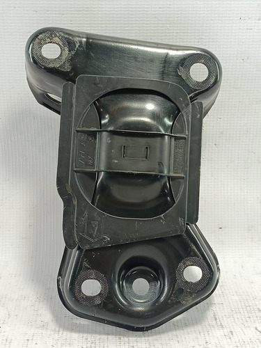 Soporte Suspension Trasero Izquierdo Jetta Mk6 2.0 Tdi 11-16 (Usado)