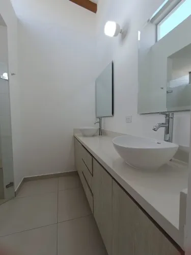 Casa En Venta En Rionegro - Llanogrande Cod 67830