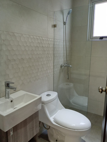 Apartamento En Alquiler En Serralles Con Linea Blanca
