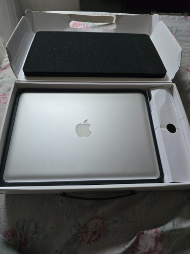 Apple Macbook Pro 13 Ano 2012 A1278 I5 4gb 512ssd Na Caixa Cinza (Usado)