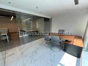 Moderna Oficina En Alquiler En Los Naranjos Del Cafetal
