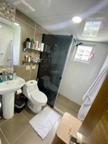 Imagen 6 de 11 de Apartamento En Venta En Ensanche Macó