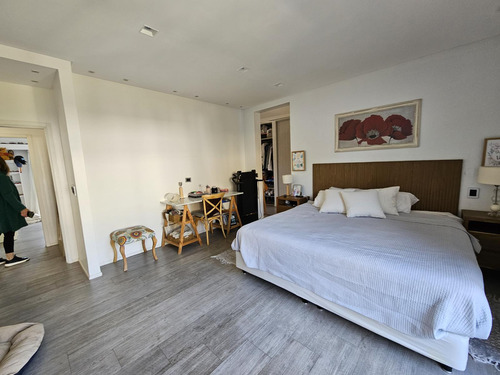 Espectacular Casa En Barrio Semi Privado