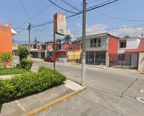 Sk01- Casa En Remate Bancario En C. Chihuahua, Palmira, Ver. (65% Debajo De Su Valor Comercial, Solo Recursos Propios)