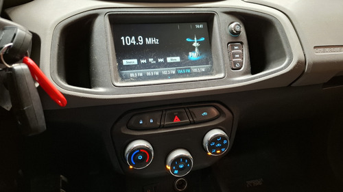 Chevrolet Onix 1.4 Lt