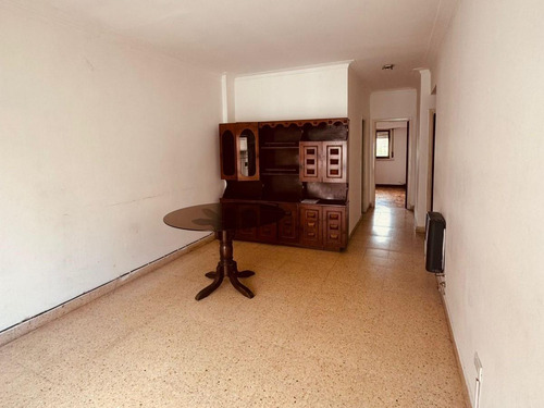 Reservado Departamento 2 Ambientes Con Balcón Saliente - Macrocentro Mar Del Plata