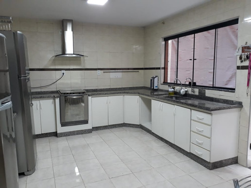 Sobrado, 4 Dorm, 1 Suíte, Próximo Bancos, C/ Edicula E Salao