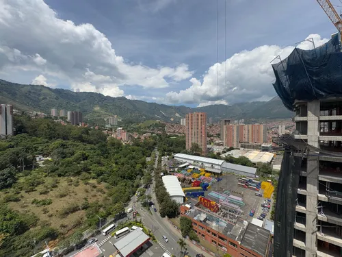 Apartamento En Venta En Fabricato. Cod V12230