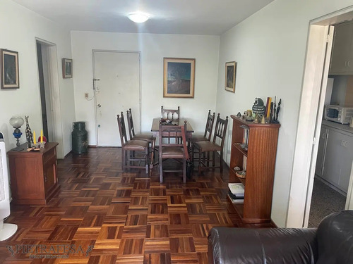 Apto En Venta 2 Dormitorios, 1 Baño-parque Batlle