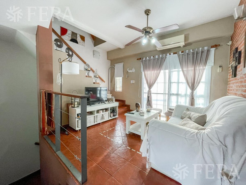 Imagen 7 de 25 de Venta Departamento Tipo Triplex De 4 Ambientes Con Patio Con Parrilla En Sarandí (30746)