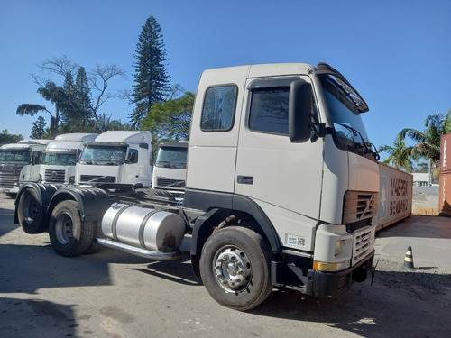 Imagem 3 de 4 de Fh 380 6x2 Volvo 2003 Temos Disponiveis 2007 E 2008 Também