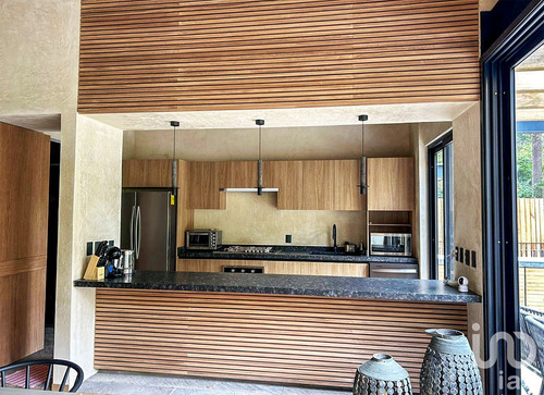 Venta Casa 5 Ambientes Avándaro
