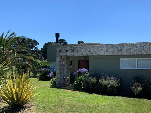 Casa En Venta Chapadmalal - Barrancas De San Benito