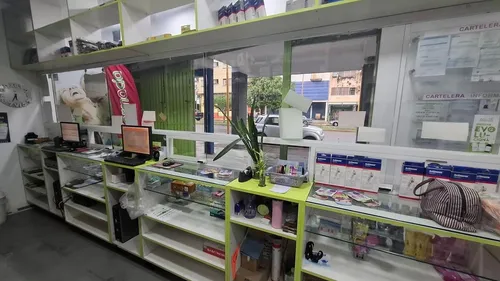 Farmacia En Venta - Av. Bolívar - Valencia (130 Mts.) Fp 283183